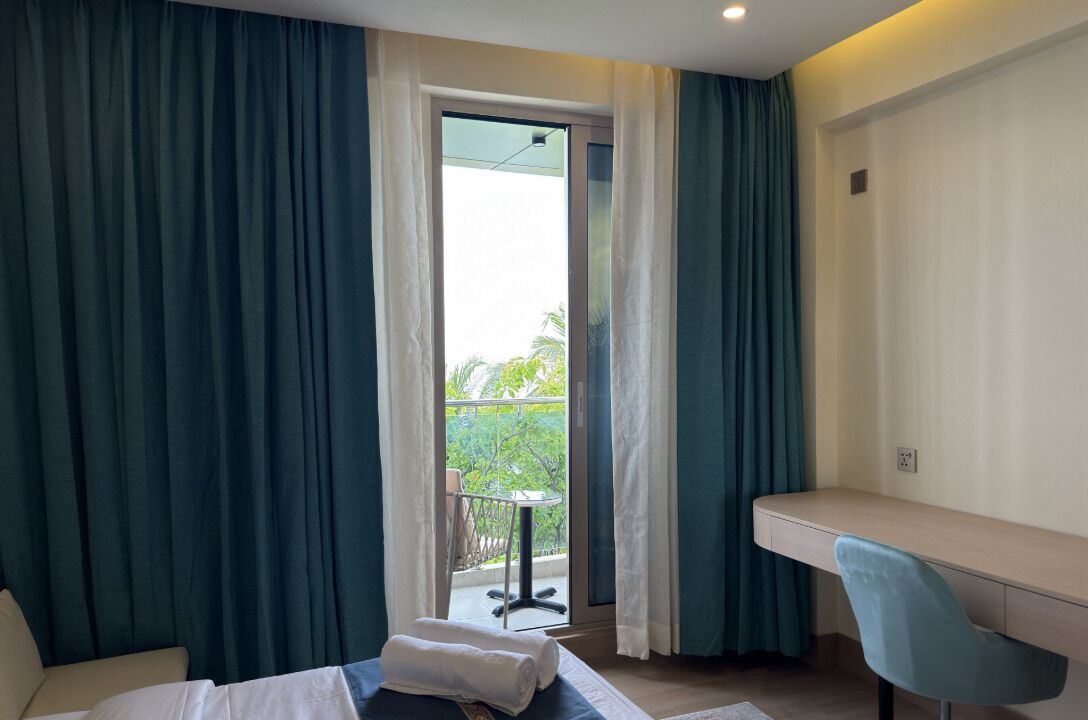 Photo of Bedroom in Male