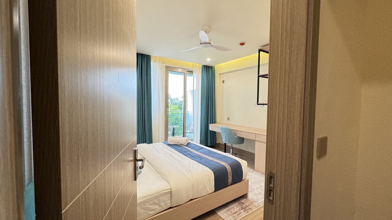 Photo of Bedroom in Male