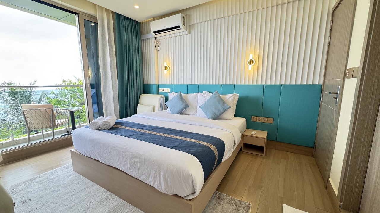 Photo of Bedroom in Male