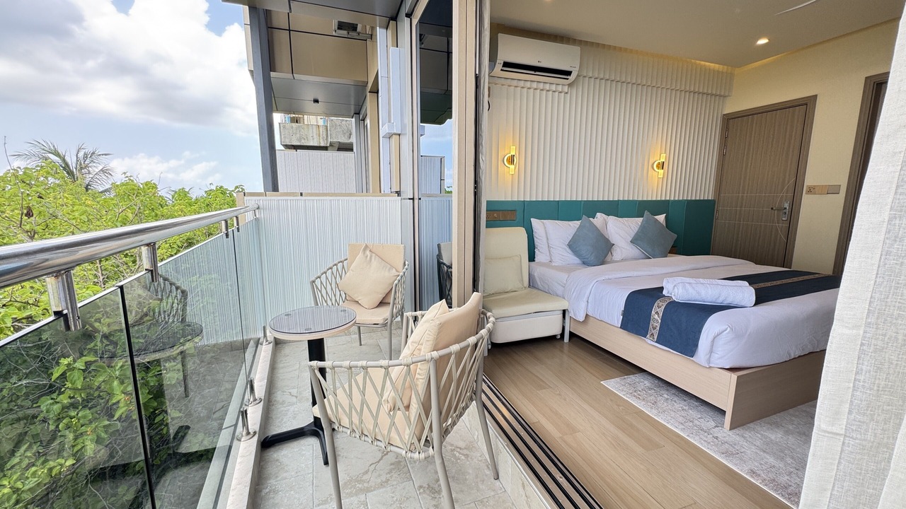 Photo of Bedroom in Male