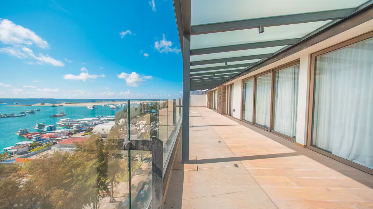 Photo of Patio Balcony in Thulusdhoo Island
