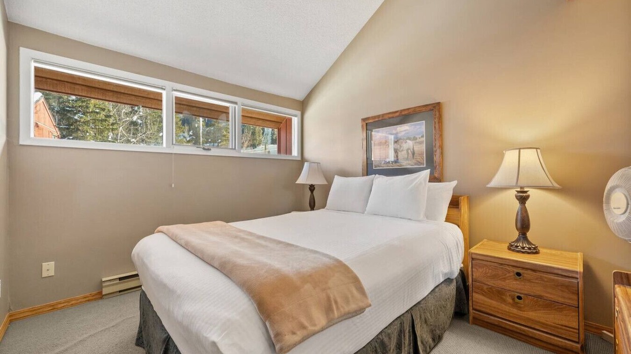 Photo of Bedroom in Panorama