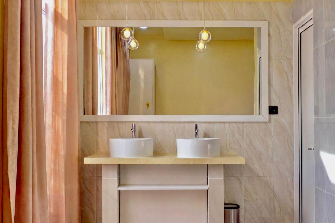 Photo of Bathroom in Raa Atoll