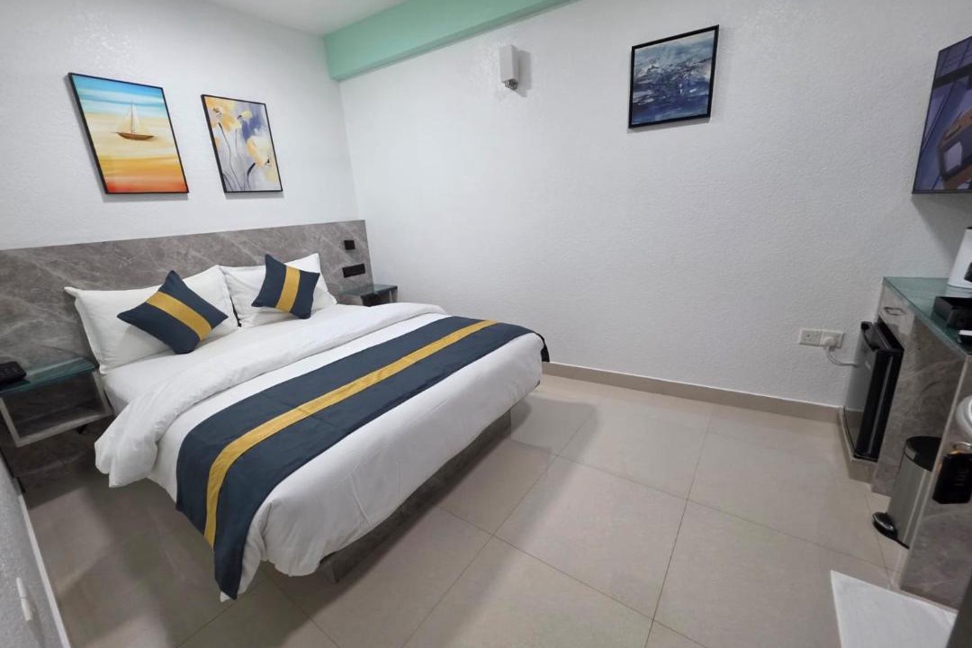 Photo of Bedroom in Male