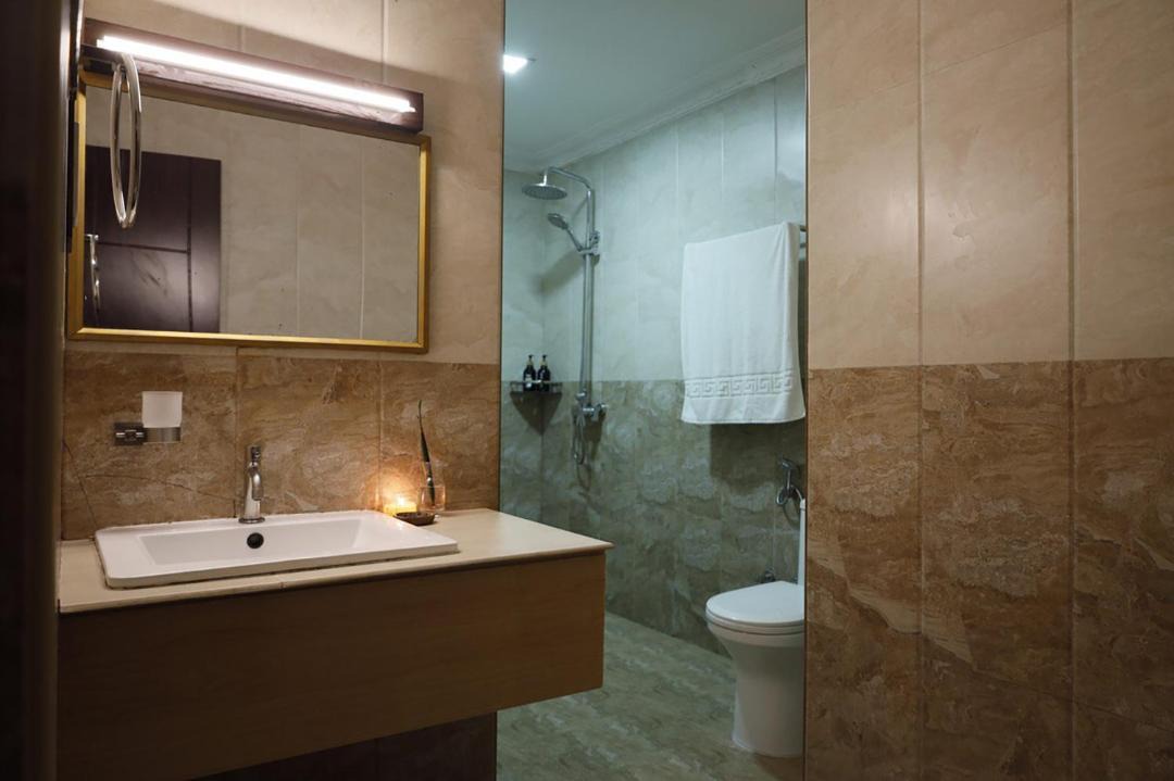 Photo of Bathroom in Thulusdhoo Island