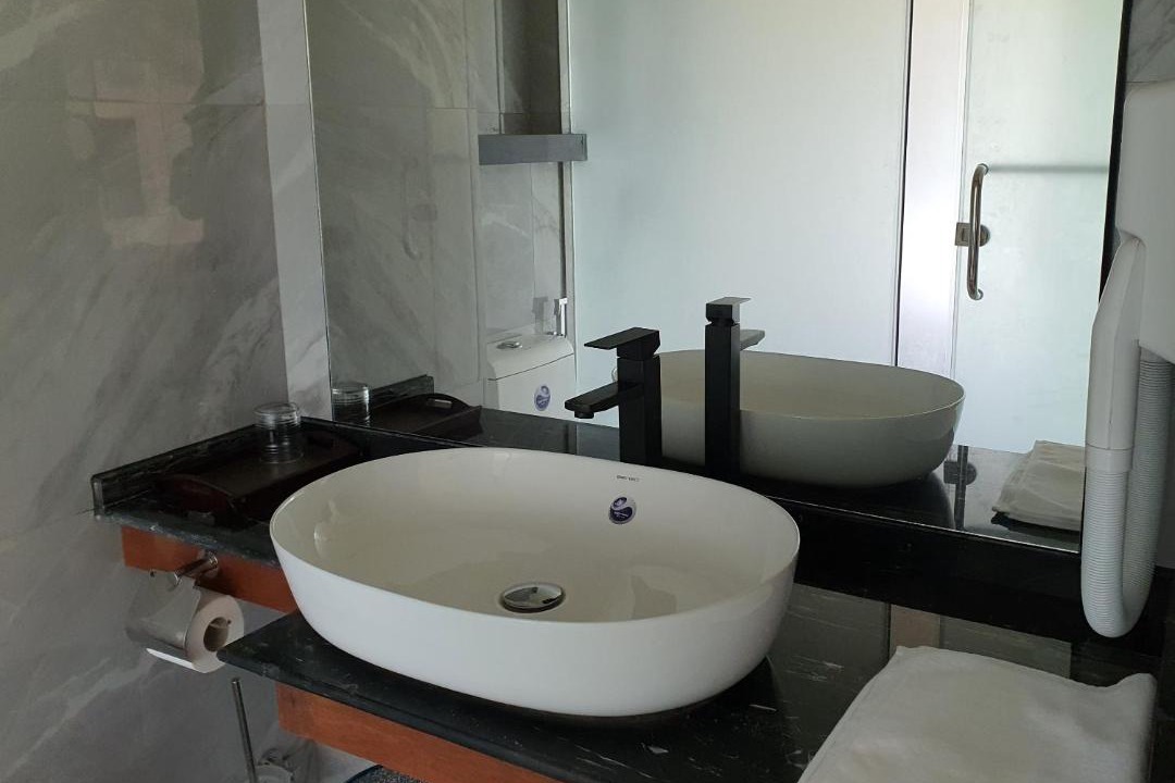Photo of Bathroom in Thulusdhoo Island