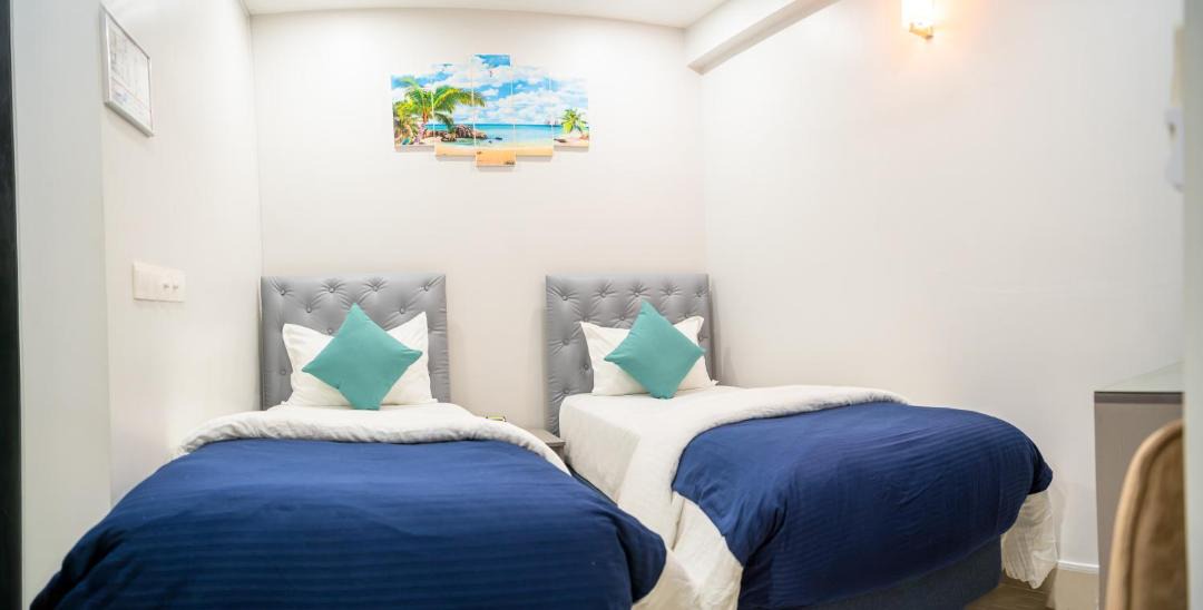 Photo of Bedroom in Male