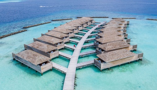 Lagoon Pool Villa