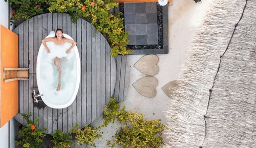 Beachfront Infinity Pool Villa