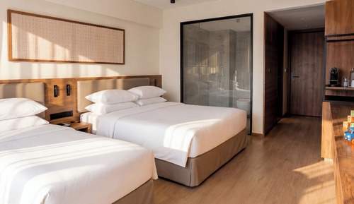 Family Triple Room, City View
