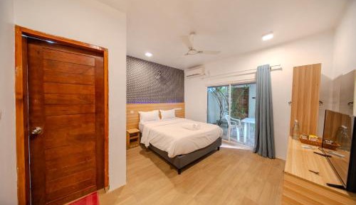 Double or Twin Room with Garden View