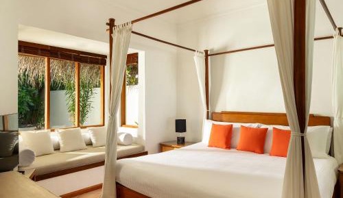 Deluxe Beach Villa