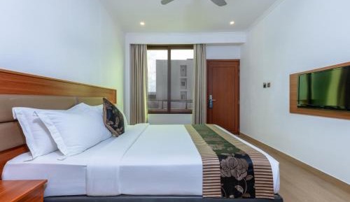 Deluxe Double Room with Balcony
