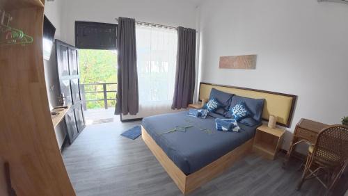 Deluxe Double Room with Balcony and Sea View