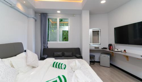 Deluxe Family Room