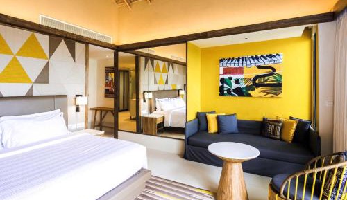 Gold Beach Villa - King Bed