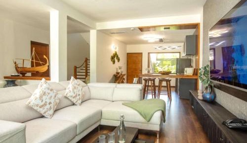 Three-Bedroom Mirihi Maa Beach Suite with Private Pool