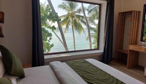 Deluxe Double or Twin Room with Sea View