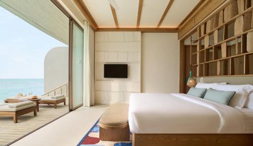 One-Bedroom Overwater Villa with Jacuzzi King