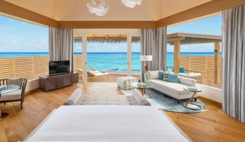 Overwater Pool Villa with Sunset View, 1 Bedroom Villa, 1 King