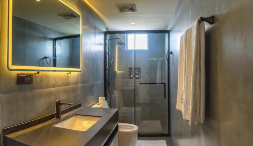 Twin Room with City View