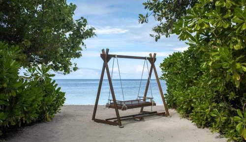 Beachfront Jet Pool Villa with Free transfer