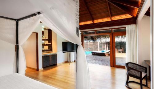 Water King Villa with Plunge Pool and Ocean View