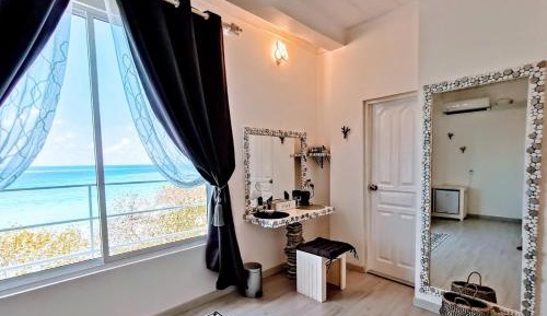 Deluxe Double Room with Balcony and Sea View
