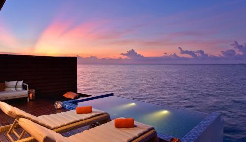 Pool Water Villa