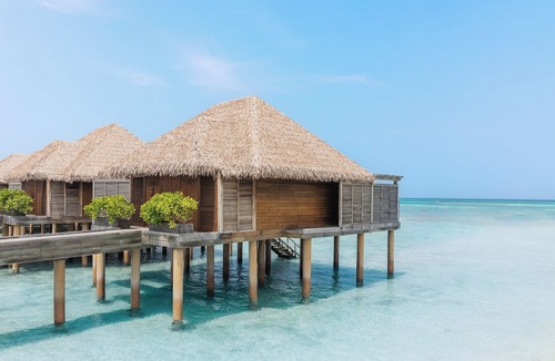 Dhidhoofinolhu Island Hotel | Meliá Whale Lagoon Maldives