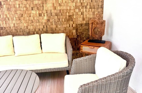 Thoddoo House | Sands Garden Hotel