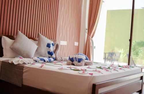 Thoddoo Bed & Breakfast | Ahola Thoddoo