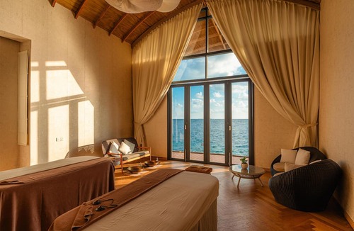 Maafushivaru Resort | OUTRIGGER Maldives Maafushivaru Resort