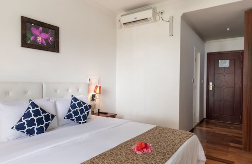 Maafushi Hotel | Crystal Sands Villa