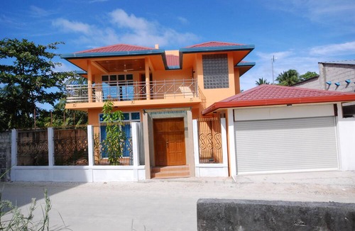 Hithadhoo Hotel | Crystal Retreat