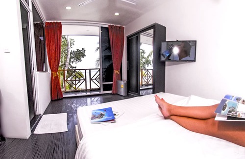 Maafushi House | Seven Corals