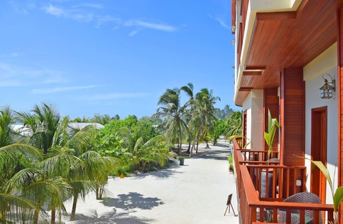 Dhiffushi Hotel | Araamu Hotels Maldives