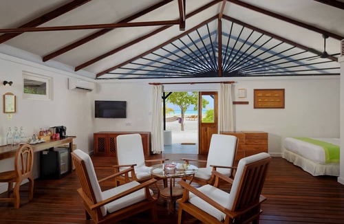 Mahaanaelhihuraa Island Hotel | Rihiveli Maldives Resort