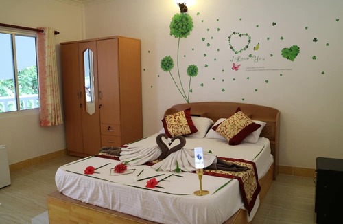 Thoddoo Bed & Breakfast | Quorizon sandy feet