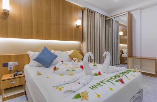 Maafushi Hotel | Kuredhi Beach Inn