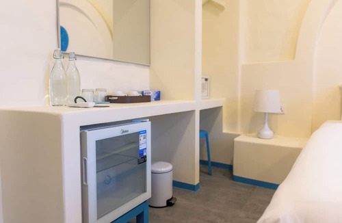 Dhiffushi Hotel | Endorphins Beach Villa