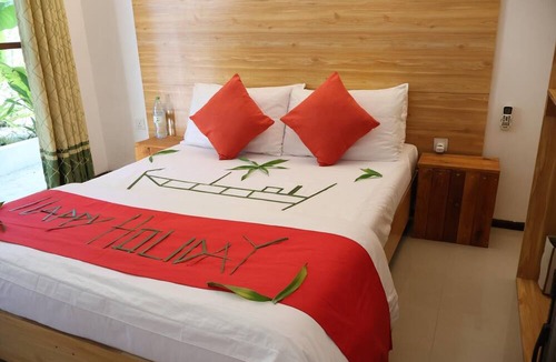 Dhidhdhoo House | Dhontakuru Guesthouse