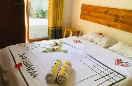 Dhidhdhoo House | Dhontakuru Guesthouse