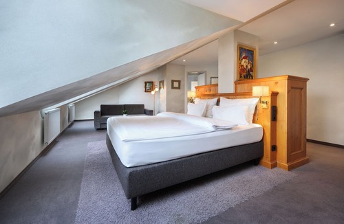 Augustenstraße Hotel | KING's HOTEL First