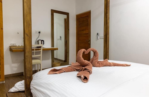Goidhoo Hotel | Island Zephyr