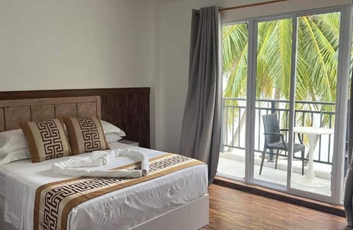 Dhidhdhoo Hotel | Alma Maldiva beach hotel