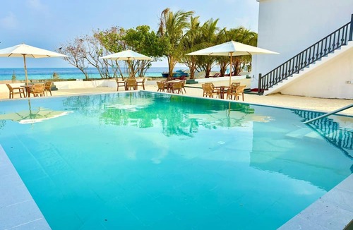 Maduvvari Hotel | Maduvvaree Waterfront Sands