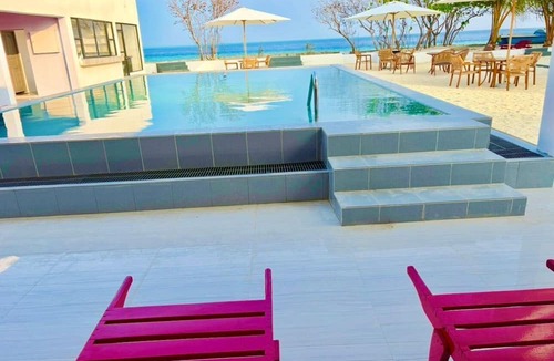 Maduvvari Hotel | Maduvvaree Waterfront Sands