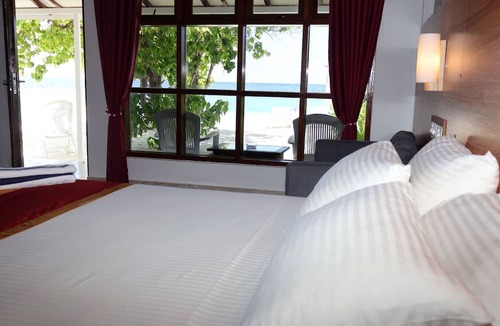 Bodufolhudhoo Hotel | Lagoon View Maldives