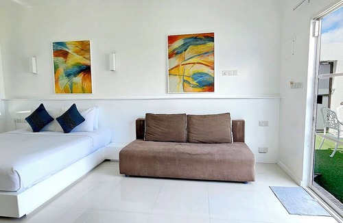 Hulhumale House | Planktons Beach